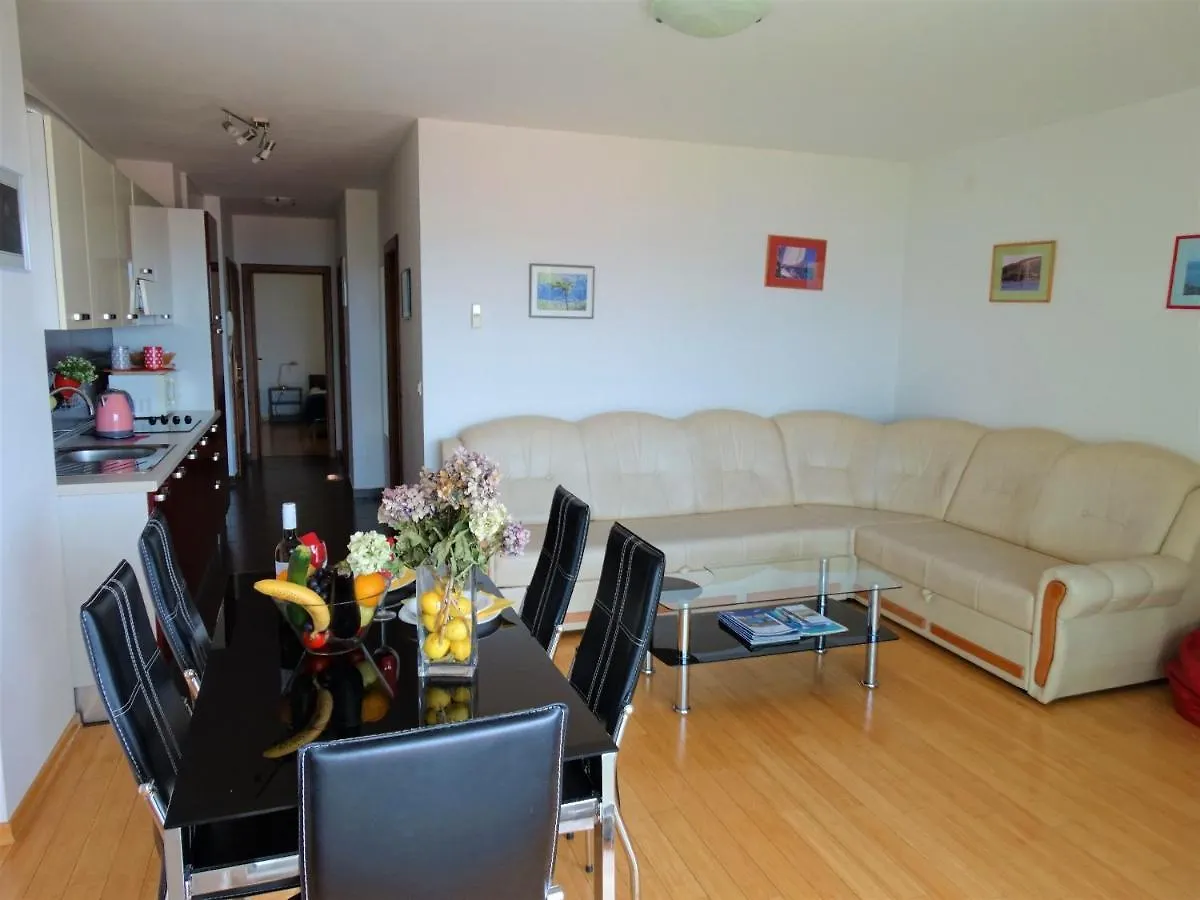 Apartments Tomislav Selce Croatia