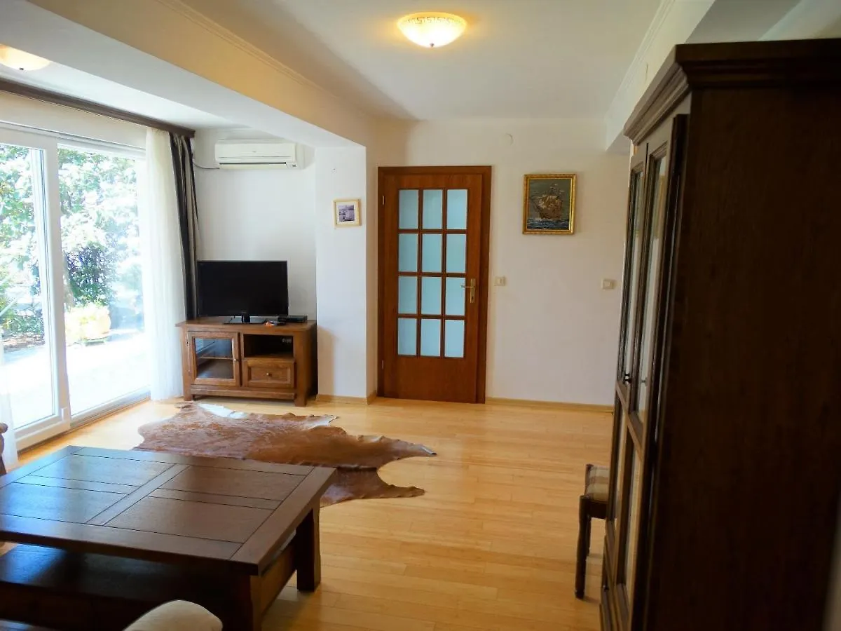 Apartments Tomislav Selce